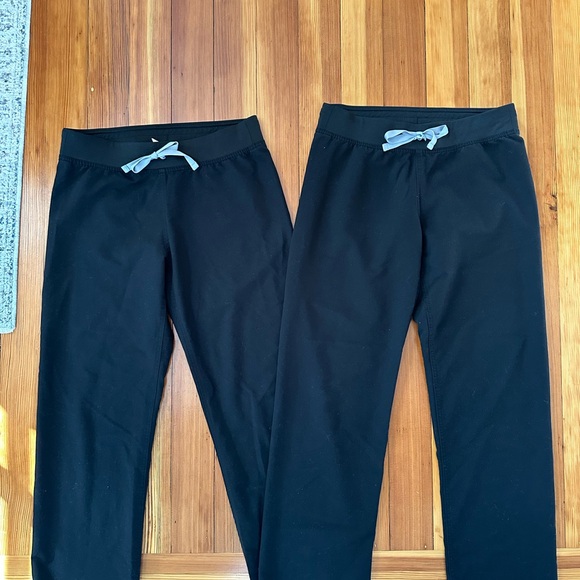 bundle figs scrub pants - Picture 2 of 7